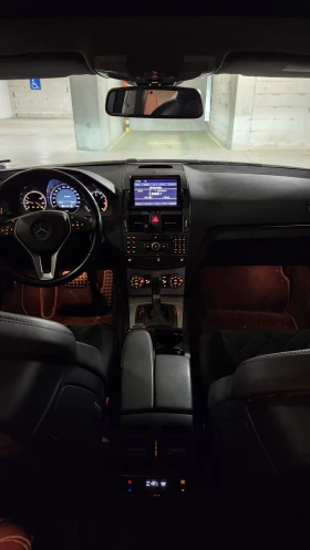 Mercedes-Benz C 320, снимка 7