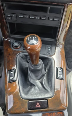 BMW 320, снимка 11