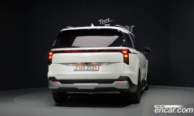 Kia Carnival Diesel 9-Seater Prestige, снимка 4
