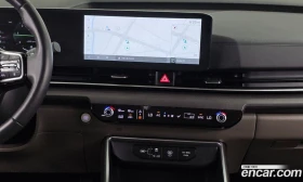Kia Carnival Diesel 9-Seater Prestige, снимка 14