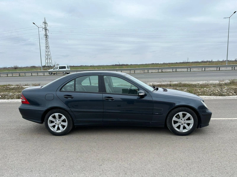 Mercedes-Benz C 220 ТОП !!! , снимка 8 - Автомобили и джипове - 47300389