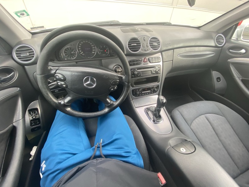 Mercedes-Benz CLK, снимка 11 - Автомобили и джипове - 46372077