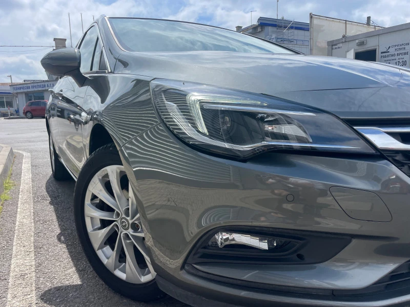 Opel Astra CNG+ Sport Tourer+ 1, 4+ Navi, снимка 8 - Автомобили и джипове - 46455335