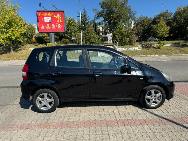 Honda Jazz Honda Jazz 1.2 78 к.с, снимка 3 - Автомобили и джипове - 47263727