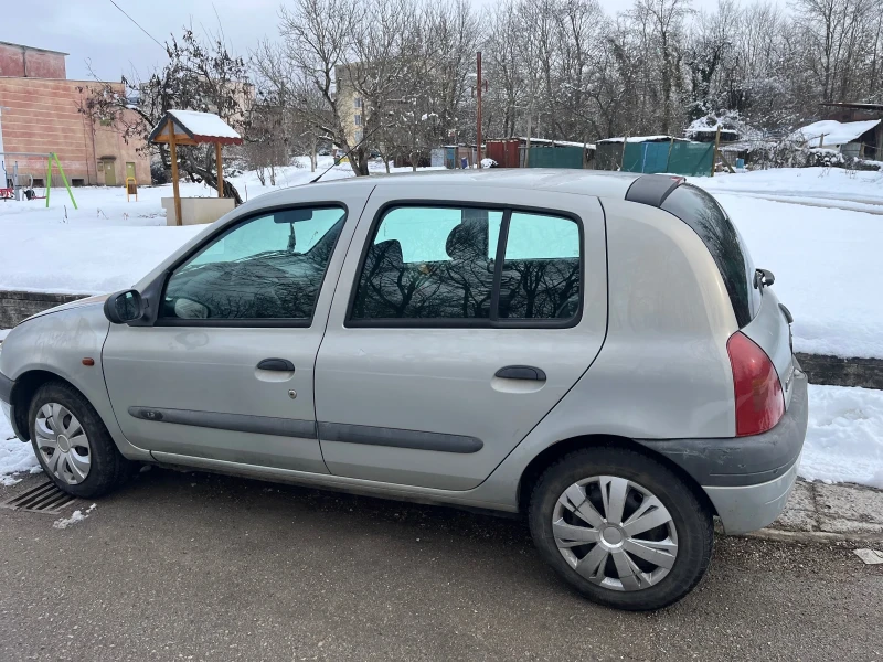 Renault Clio, снимка 5 - Автомобили и джипове - 48664008