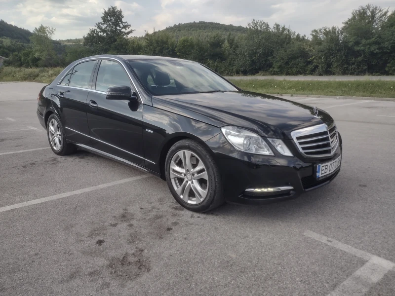 Mercedes-Benz E 350 4 Matik CDI blueefficiency, снимка 1 - Автомобили и джипове - 48720642