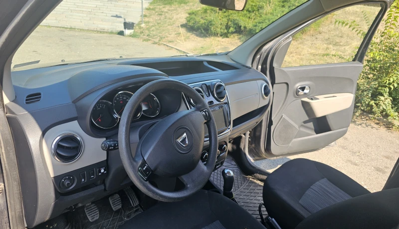Dacia Dokker 1.2, снимка 8 - Автомобили и джипове - 52070617