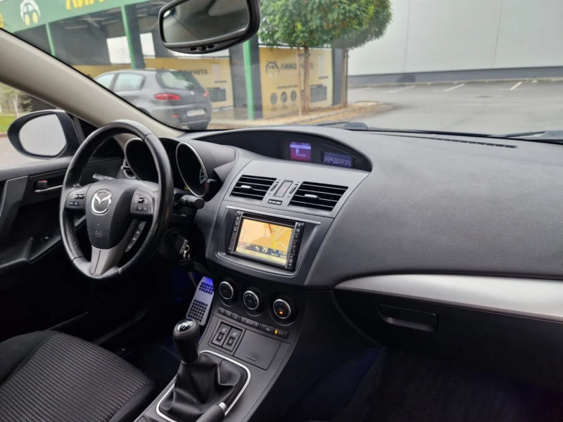 Mazda 3 2012 г.1.6 дизел , снимка 15 - Автомобили и джипове - 52371664