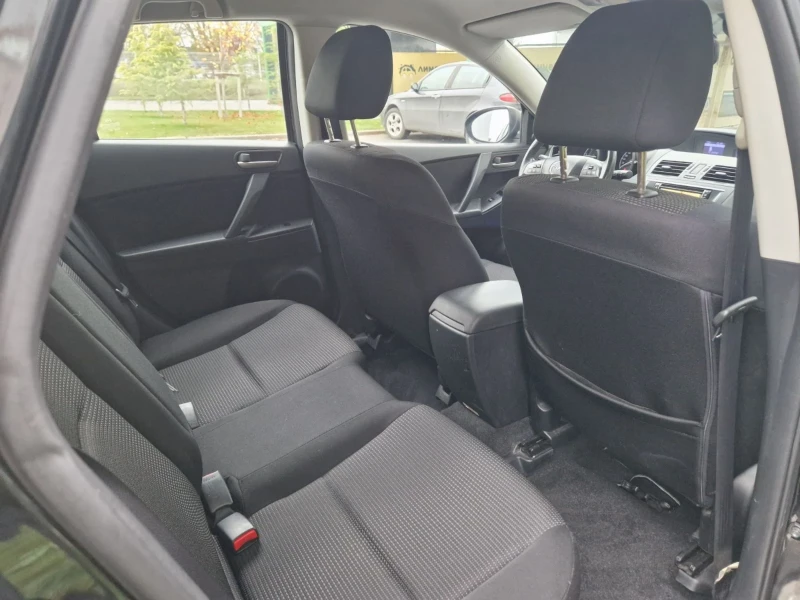 Mazda 3 2012 г.1.6 дизел , снимка 14 - Автомобили и джипове - 52371664