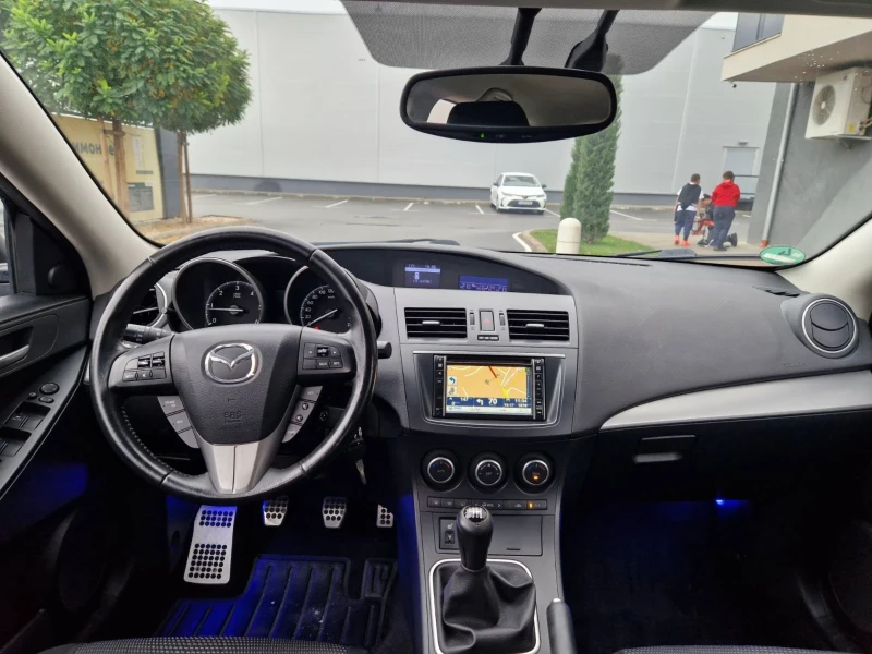 Mazda 3 2012 г.1.6 дизел , снимка 12 - Автомобили и джипове - 52371664