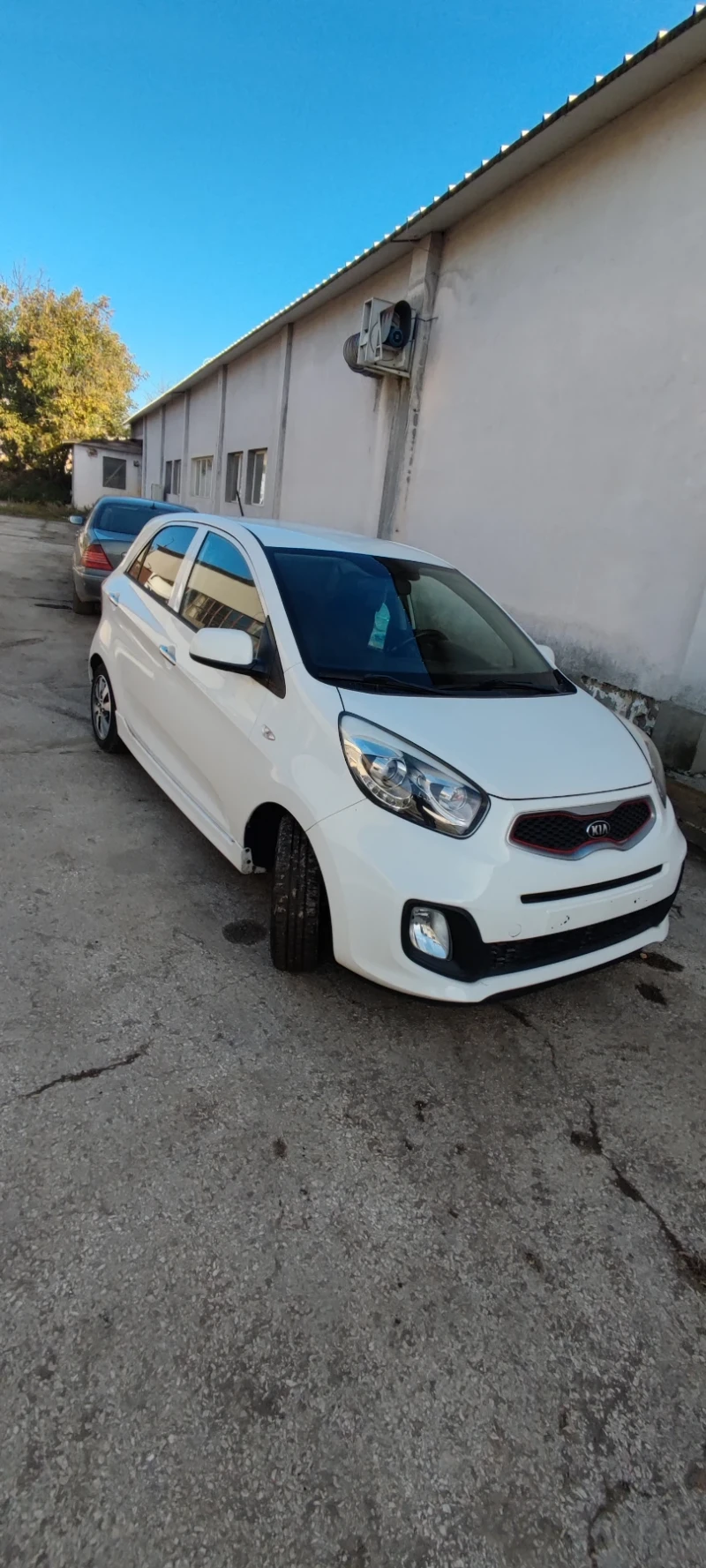 Kia Picanto, снимка 2 - Автомобили и джипове - 52509796