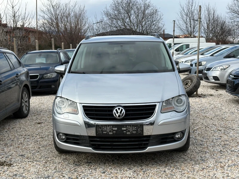 VW Touran 1.9 TDI 105 ps BLUE MOTION Feys 2010г Парктроник , снимка 17 - Автомобили и джипове - 53031130