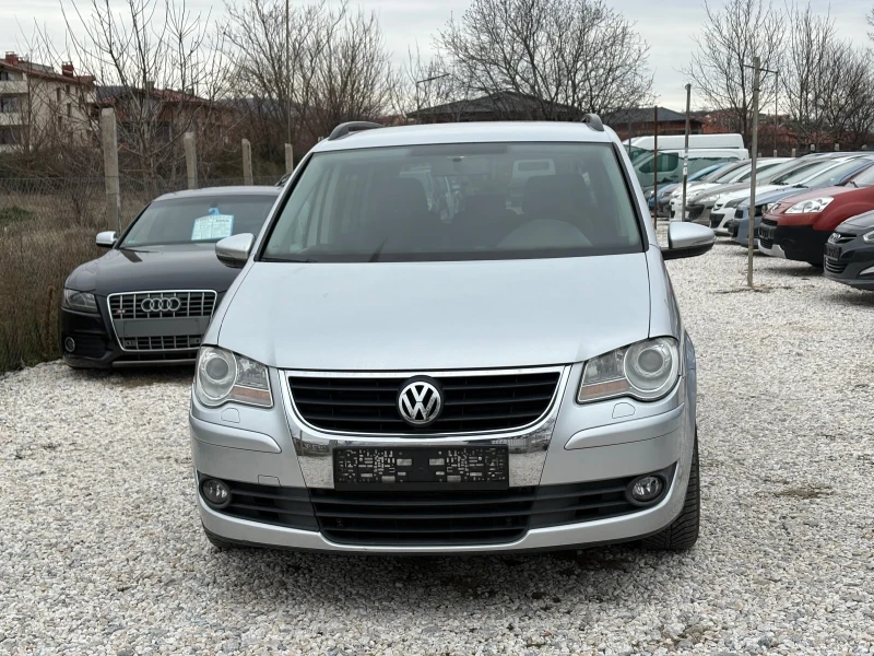 VW Touran 1.9 TDI 105 ps BLUE MOTION Feys 2010г Парктроник , снимка 2 - Автомобили и джипове - 53031130