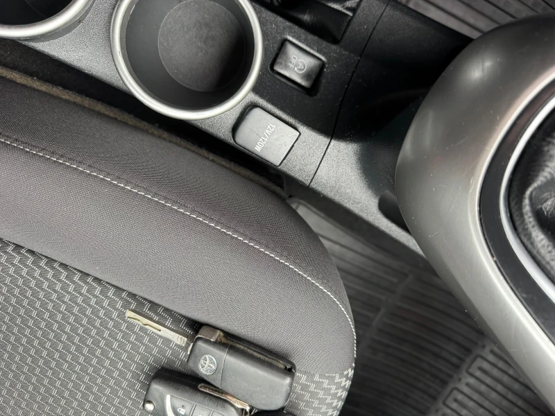 Toyota Verso Evro6-CAMERA-NAVI-171000km!TOP!, снимка 12 - Автомобили и джипове - 53138608