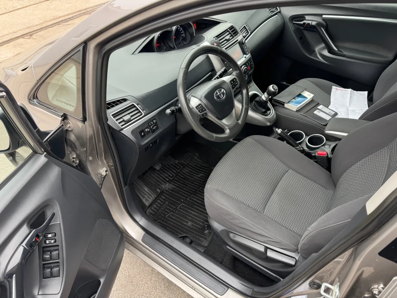 Toyota Verso Evro6-CAMERA-NAVI-171000km!TOP!, снимка 9 - Автомобили и джипове - 53138608