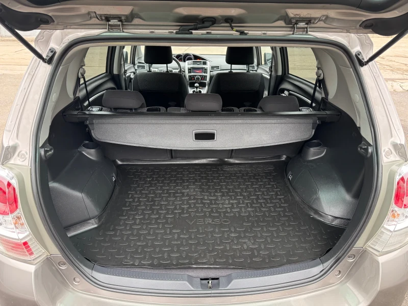 Toyota Verso Evro6-CAMERA-NAVI-171000km!TOP!, снимка 15 - Автомобили и джипове - 53138608
