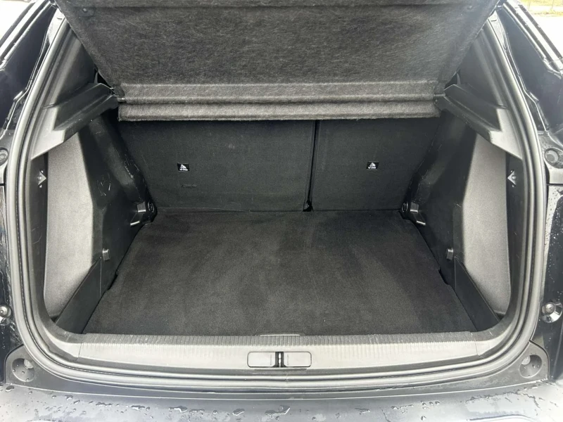 Peugeot 2008 1.5 HDI 130 * EAT 8 * 3D I cockpit * CAMERA * , снимка 14 - Автомобили и джипове - 53159367