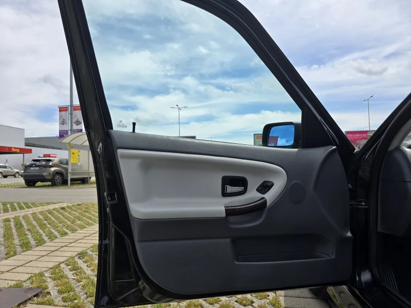 BMW 320, снимка 17 - Автомобили и джипове - 53492558