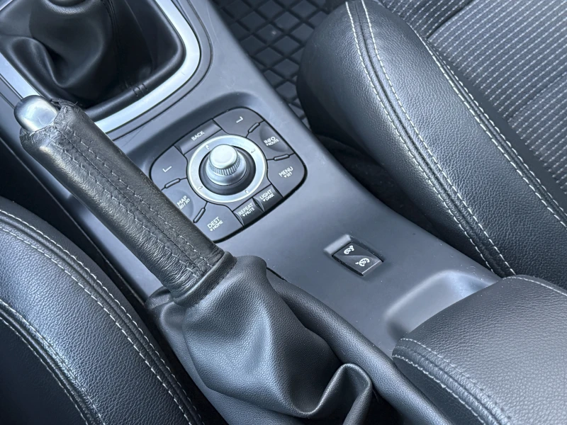 Renault Megane Renault Megane Coupe 3 GT`2.0DCI/160HP/380Nm, снимка 13 - Автомобили и джипове - 53566462