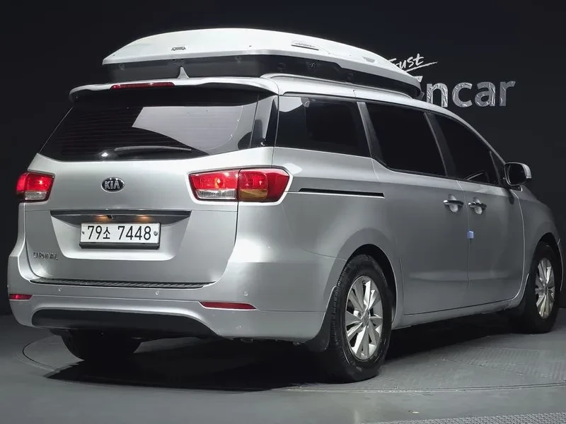 Kia Carnival  11-Seater Outdoor Luxury | Mobile.bg � ����������� 2