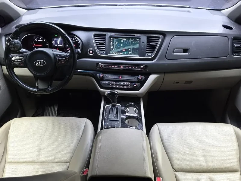 Kia Carnival  11-Seater Outdoor Luxury | Mobile.bg � ����������� 7