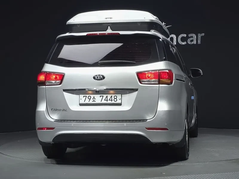 Kia Carnival  11-Seater Outdoor Luxury | Mobile.bg � ����������� 4
