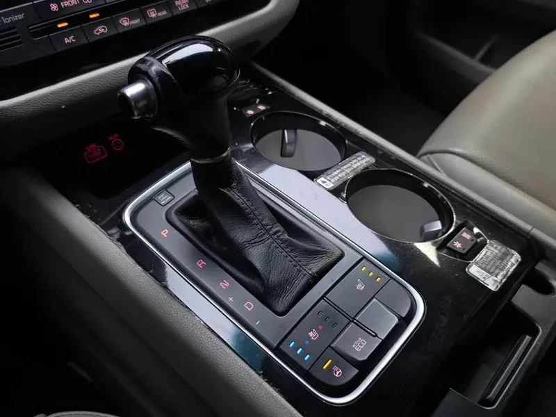 Kia Carnival  11-Seater Outdoor Luxury | Mobile.bg � ����������� 9