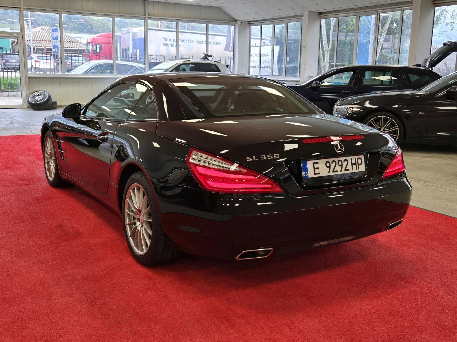 Mercedes-Benz SL  - изображение 4