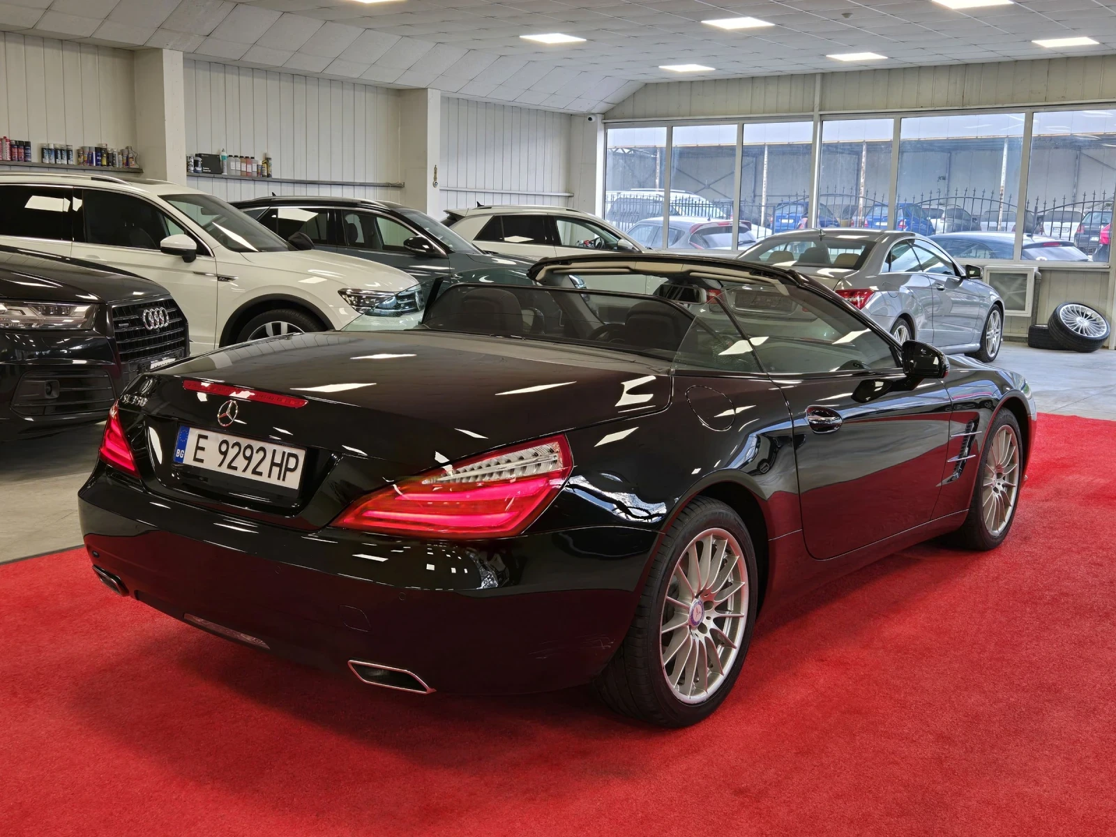Mercedes-Benz SL  - изображение 6