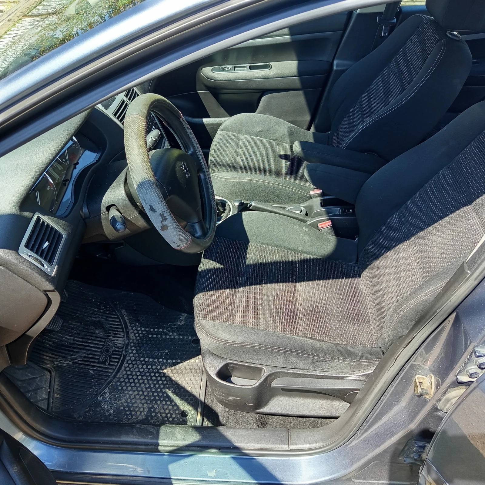 Peugeot 307 1.6HDI 90HP - изображение 7