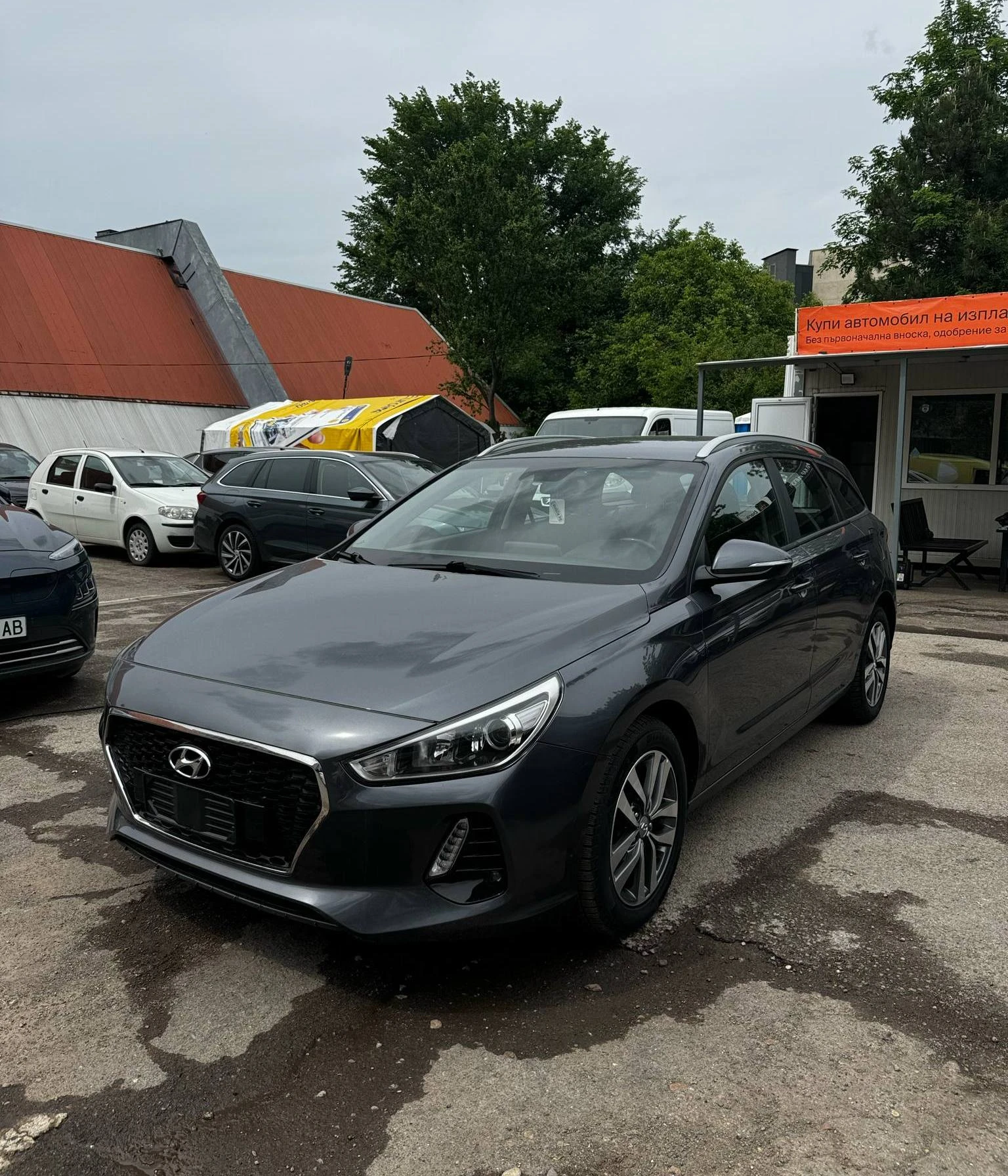 Hyundai I30 1.6 CRDI - изображение 2