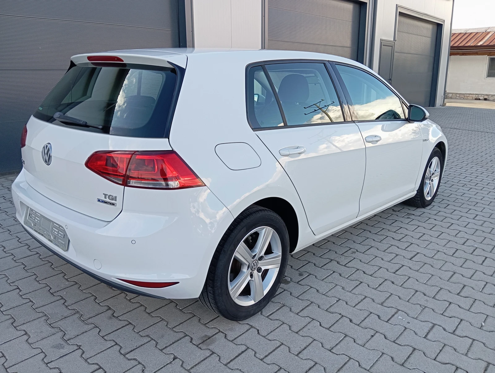 VW Golf 1.4TGI Лизинг  - изображение 6