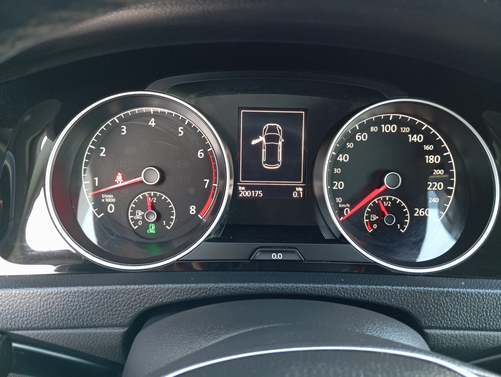 VW Golf 1.4TGI   | Mobile.bg   12