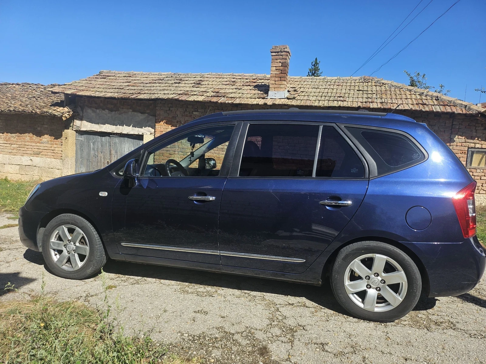 Kia Carens  - изображение 3