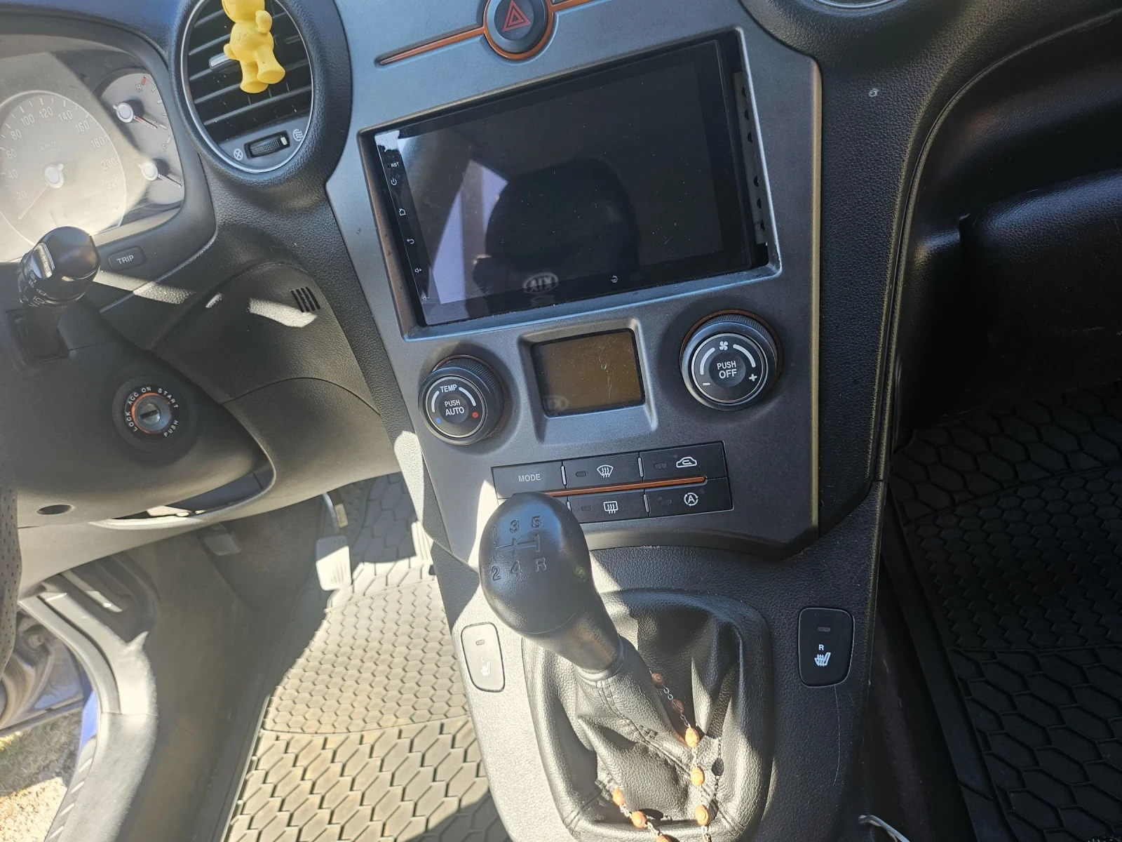 Kia Carens  - изображение 8