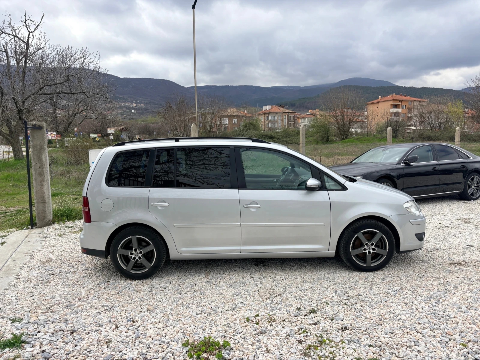 VW Touran 1.9 TDI 105 �� Feys 2010� ���������� ��������  | Mobile.bg � ����������� 4