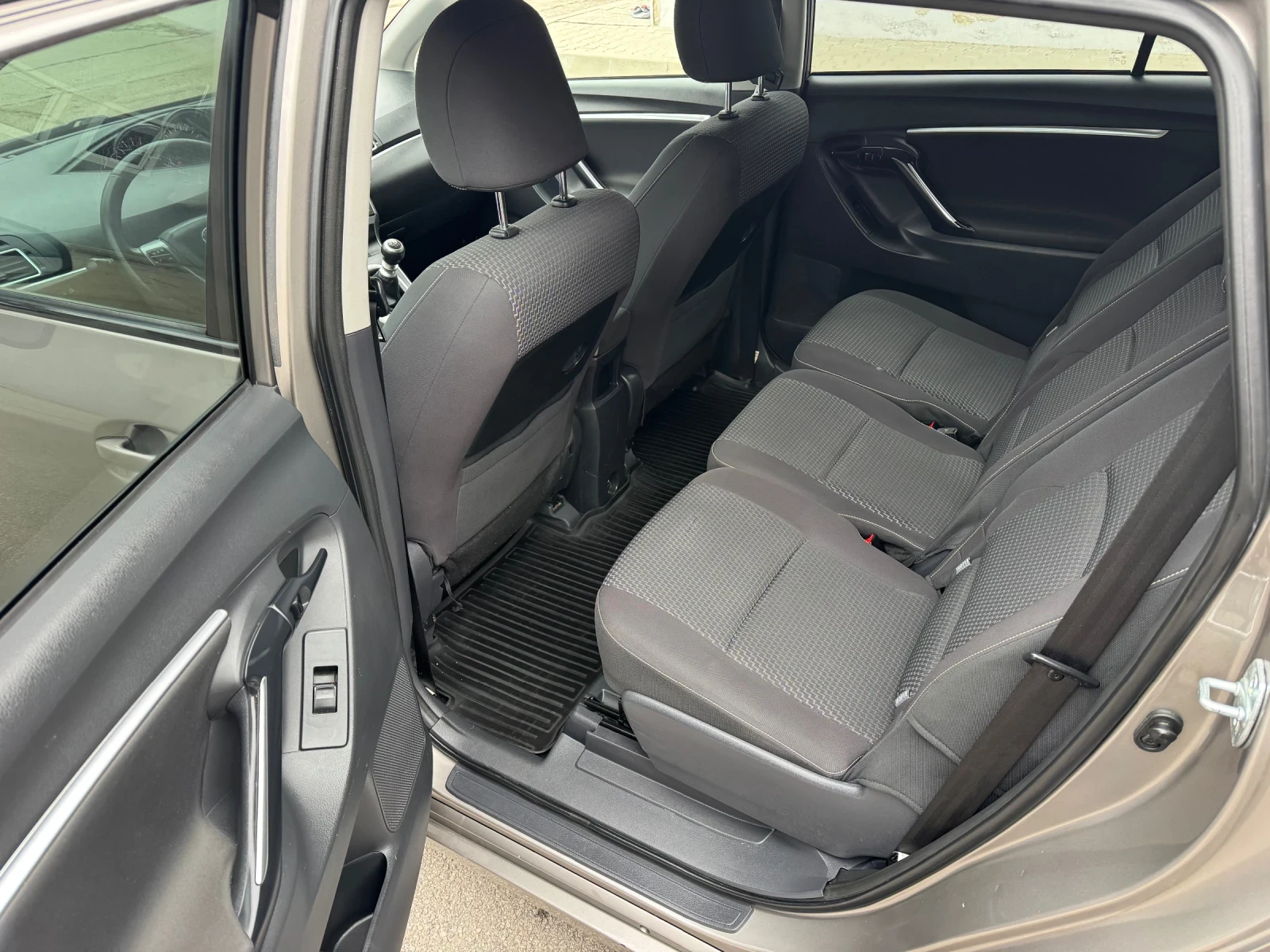 Toyota Verso Evro6-CAMERA-NAVI-171000km!TOP! | Mobile.bg � ����������� 16