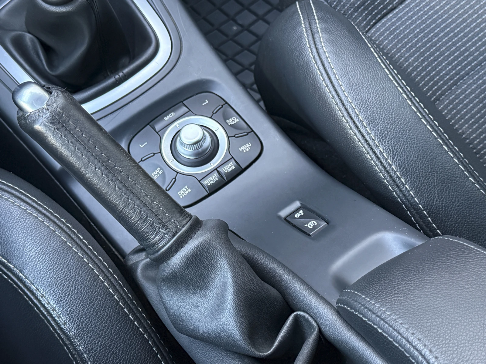 Renault Megane Renault Megane Coupe 3 GT`2.0DCI/160HP/380Nm, снимка 13 - Автомобили и джипове - 53566462