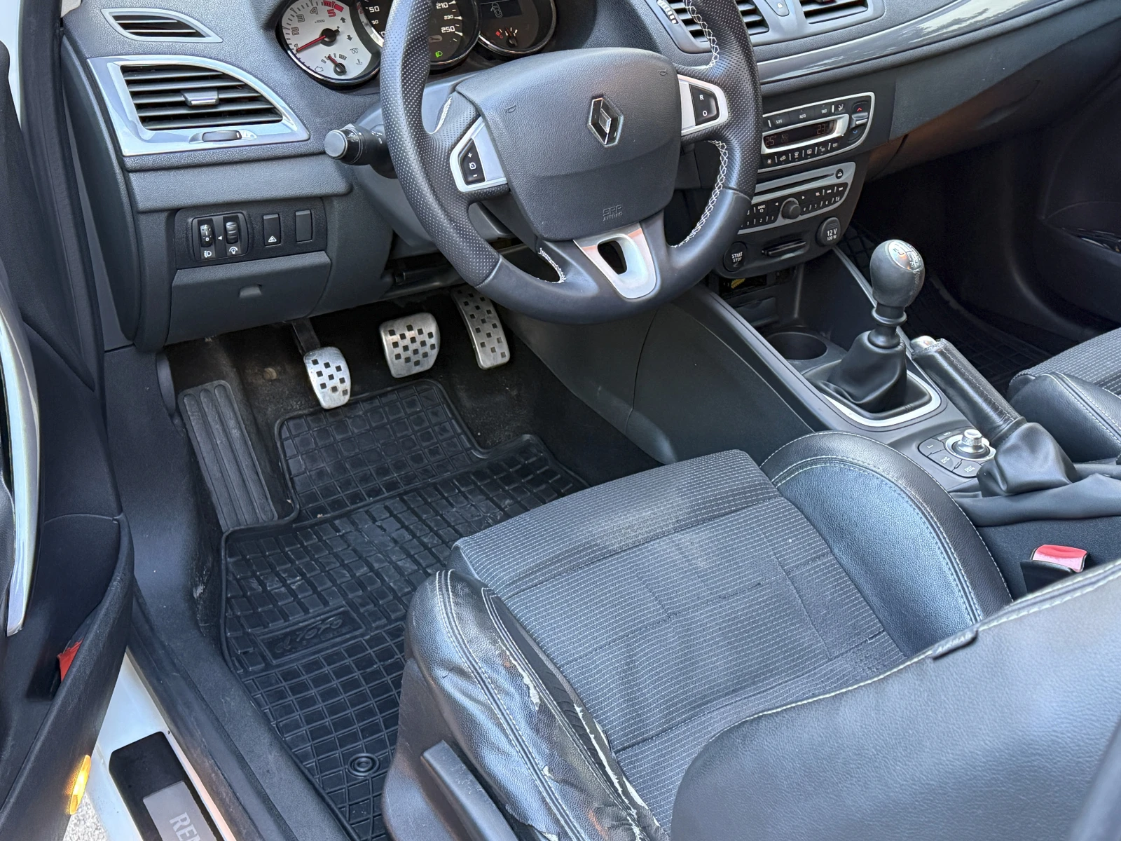 Renault Megane Renault Megane Coupe 3 GT`2.0DCI/160HP/380Nm - изображение 9