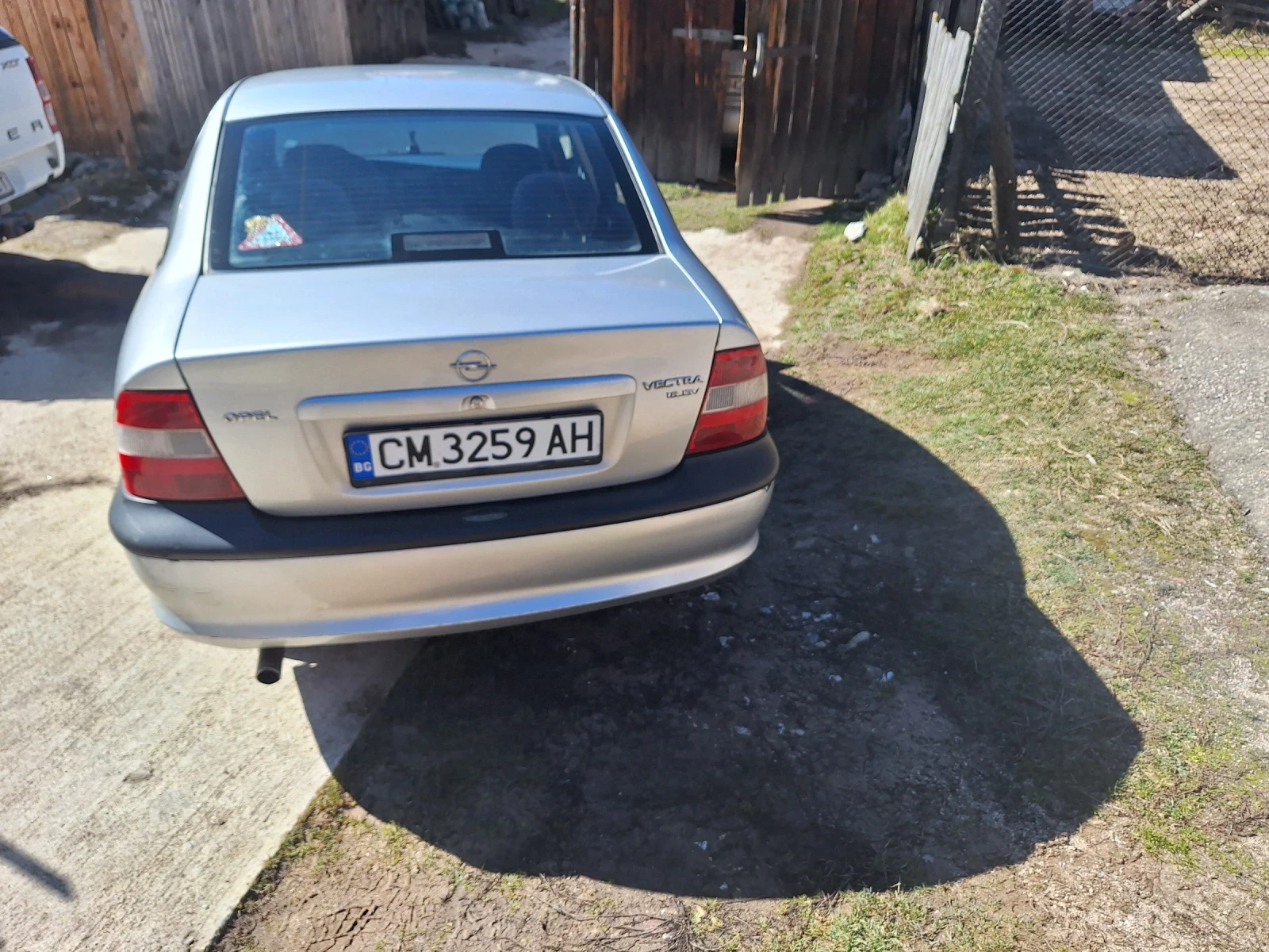 Opel Vectra 1.6 V16 | Mobile.bg � ����������� 4