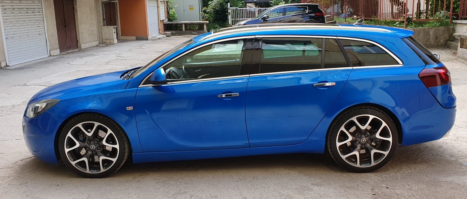 Opel Insignia OPC 2.8 Turbo 4?4 N1, снимка 3 - Автомобили и джипове - 53831375