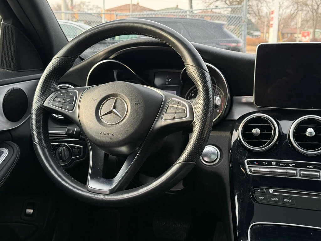 Mercedes-Benz C 300 Wagon 4MATIC АвтоКредит  (ЦЕНА ДО БГ), снимка 3 - Автомобили и джипове - 53906854
