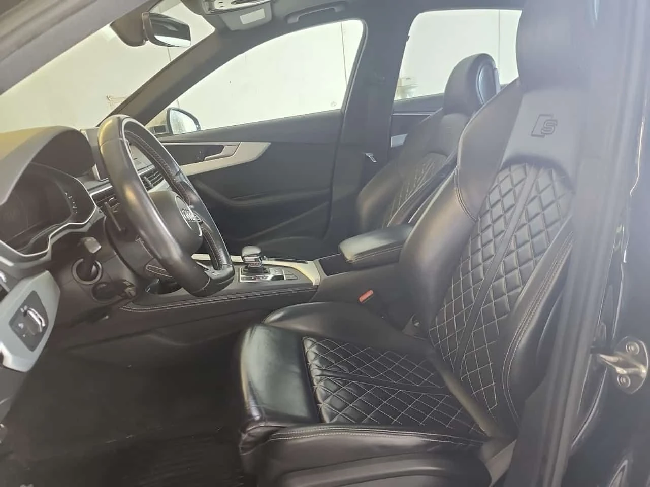 Audi S4  TECHNIK /360/LED/MASSAGE/B&O, снимка 5 - Автомобили и джипове - 53936889