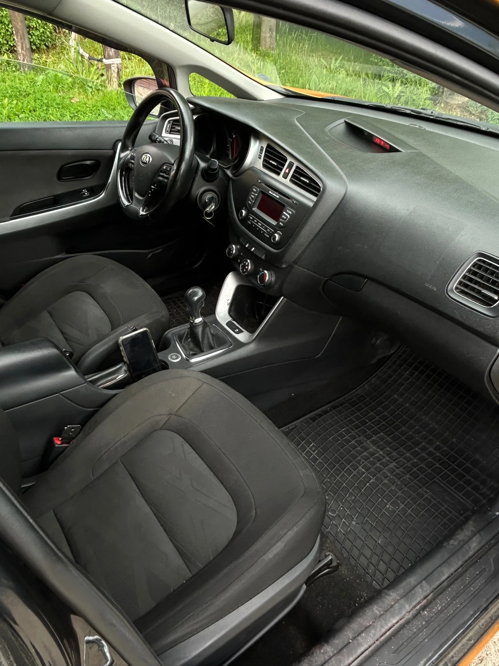 Kia Ceed 1.4 ГАЗ , снимка 5 - Автомобили и джипове - 54609053