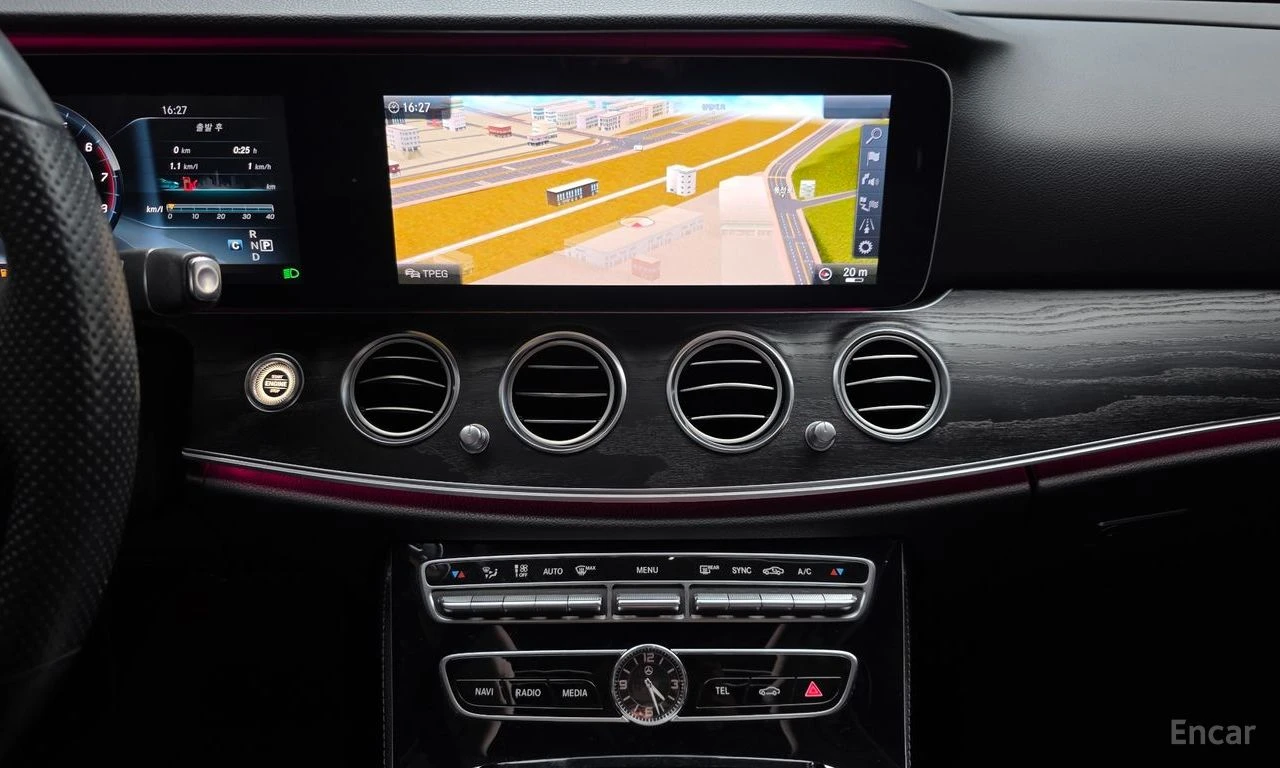 Mercedes-Benz E 300 4MATIC* ДИГИТАЛНО* ТАБЛО* ОБДУХВАНЕ* LANE* ASSIST*, снимка 10 - Автомобили и джипове - 55028723