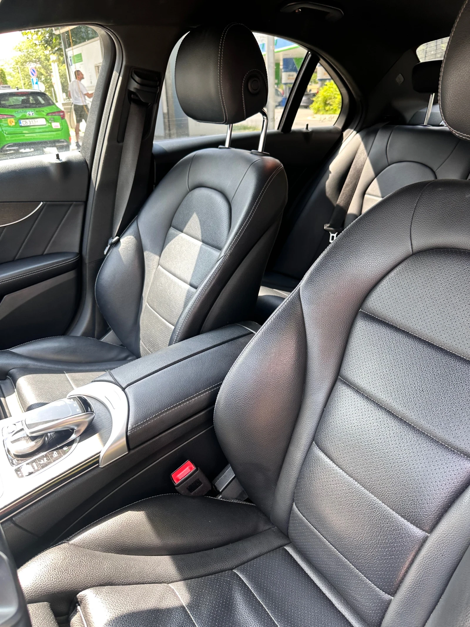 Mercedes-Benz C 300 AMG Line | EQ Boost Mild Hybrid | 110 000 км , снимка 11 - Автомобили и джипове - 55874046