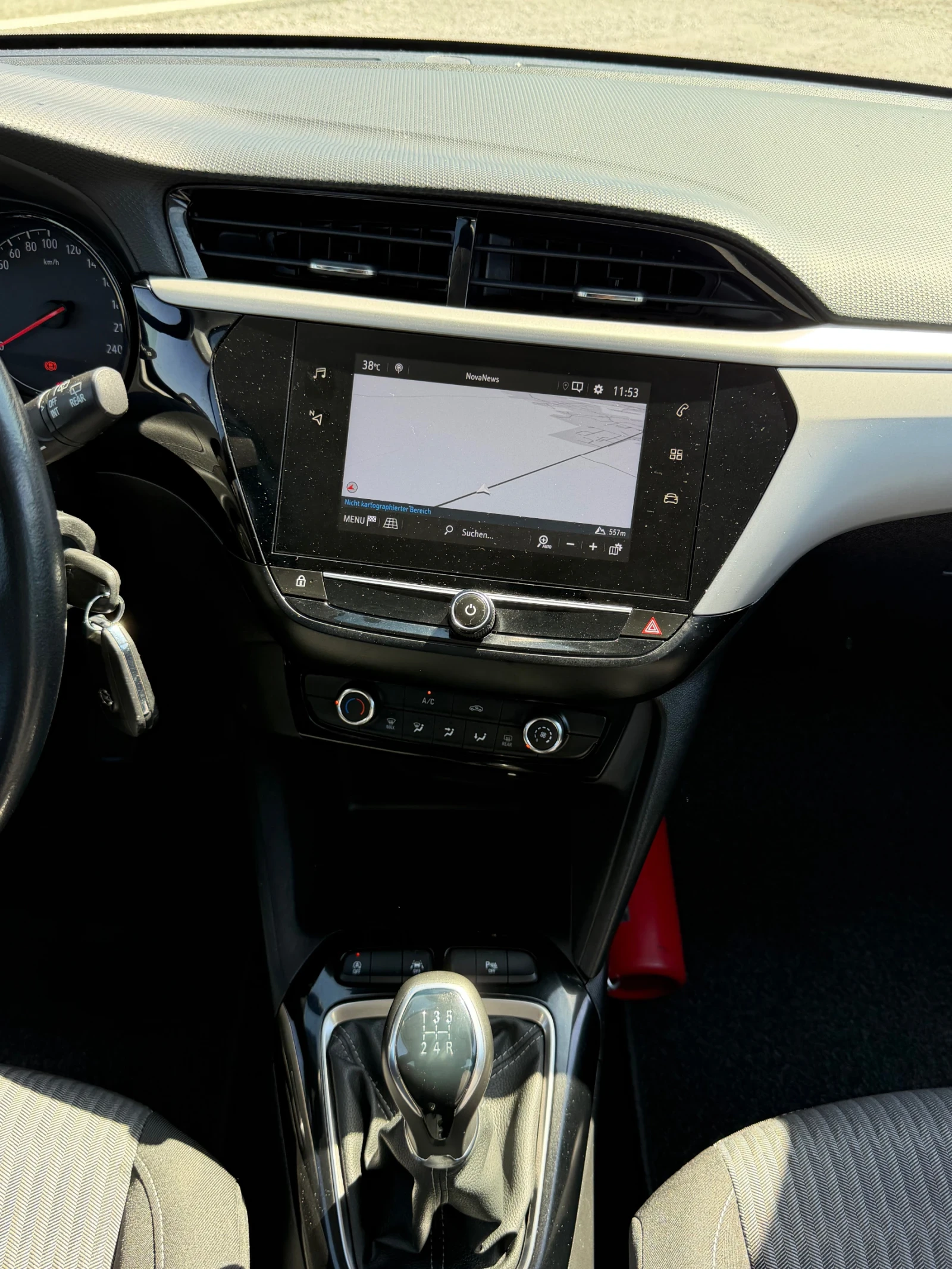 Opel Corsa 1.2i NAVI LANE ASSIST SERVICE BOOK EURO 6 TUV COC, снимка 14 - Автомобили и джипове - 55960951