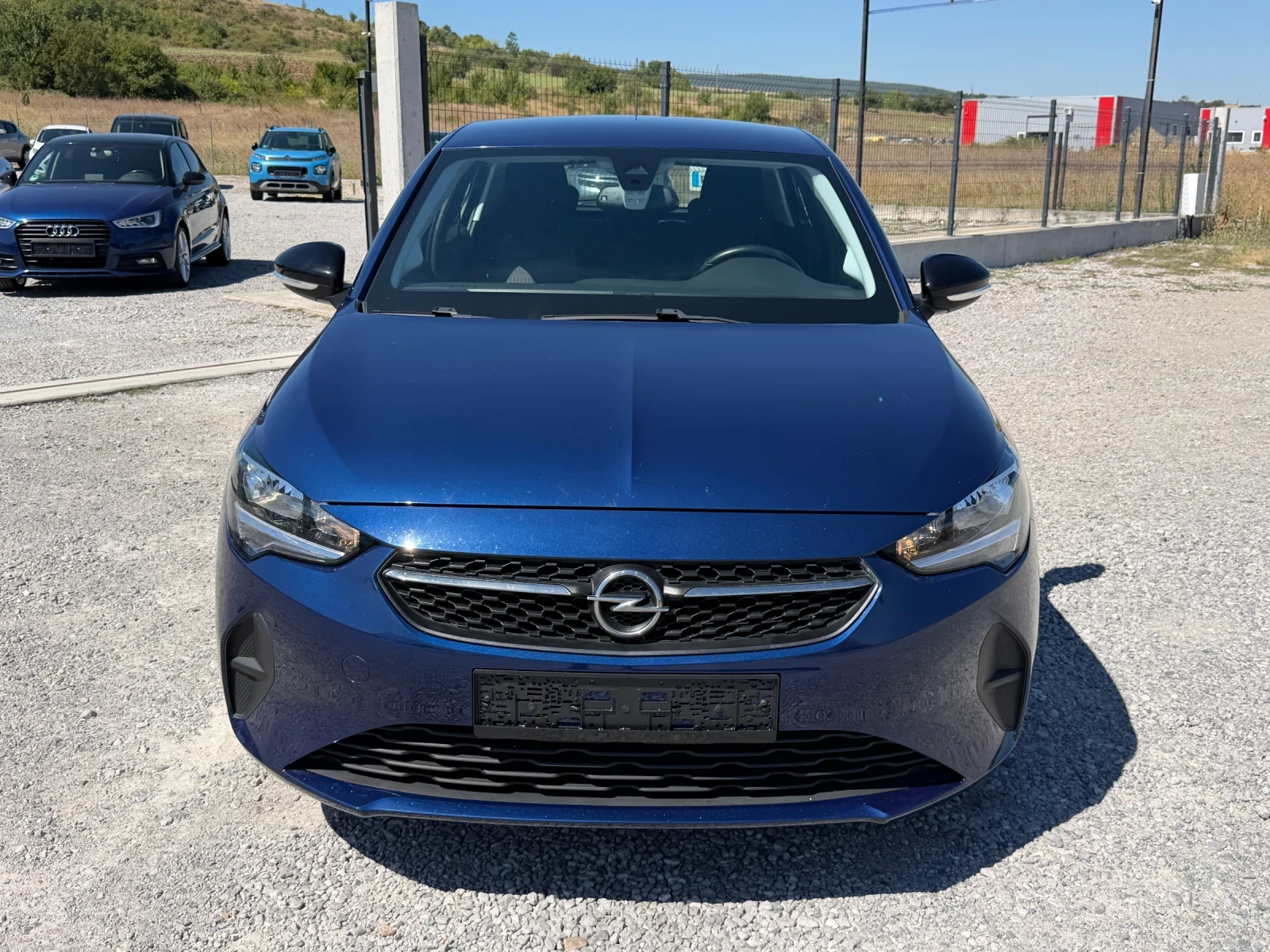 Opel Corsa 1.2i NAVI LANE ASSIST SERVICE BOOK EURO 6 TUV COC, снимка 3 - Автомобили и джипове - 55960951