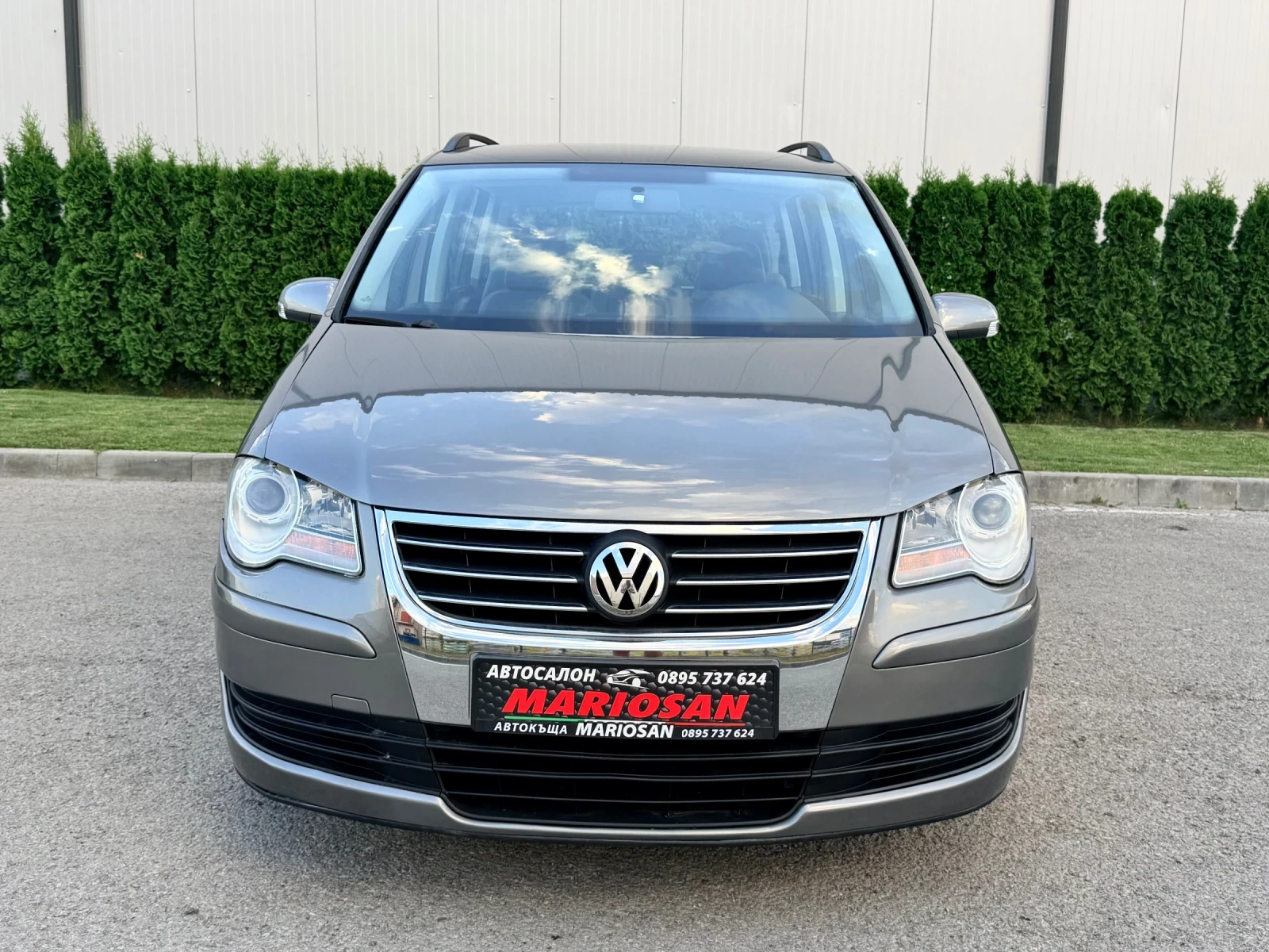 VW Touran 1.9 TDI* АВТОМАТ* FACELIFT* ИТАЛИЯ, снимка 2 - Автомобили и джипове - 56037487
