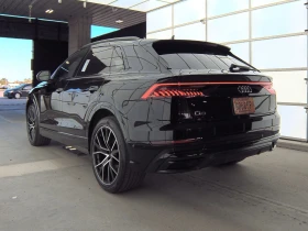 Audi Q8 Prestige* distronik* Matrix* shodowline* пано* B&O, снимка 12